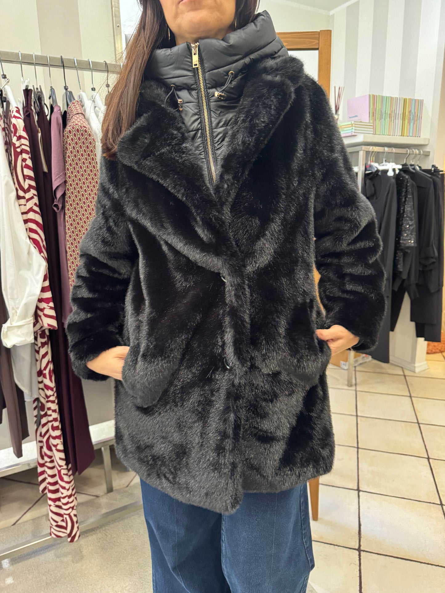 Cappotto in ecopelliccia Artigli