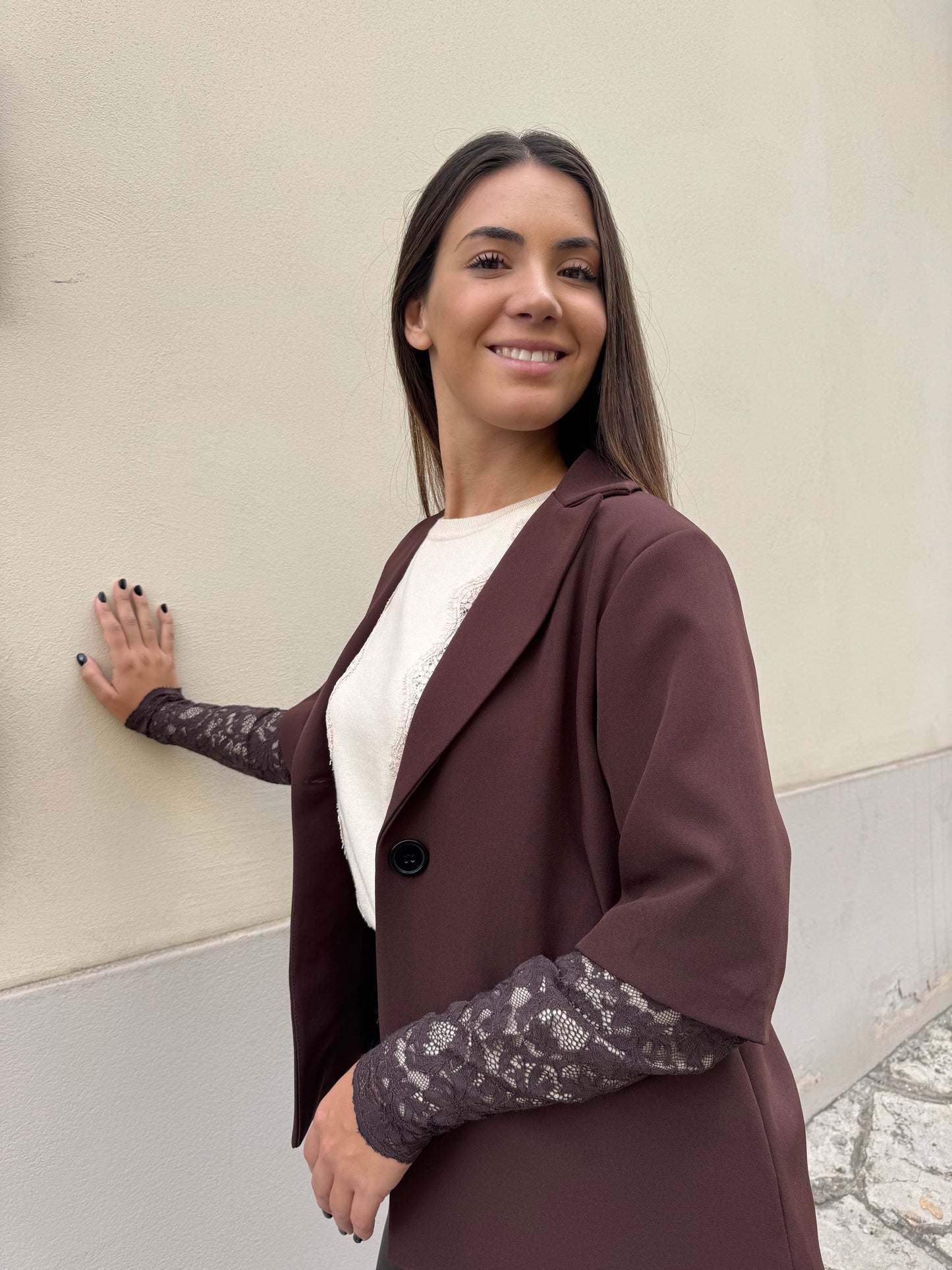 Giacca con manica in pizzo La Ellie