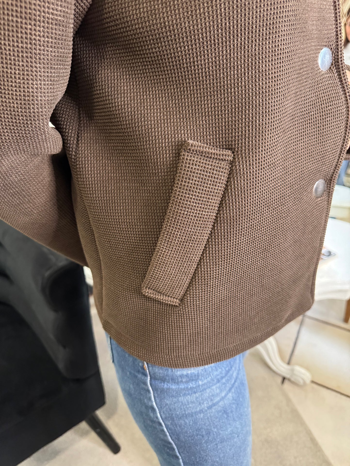 Giacca corta con cappuccio indomina