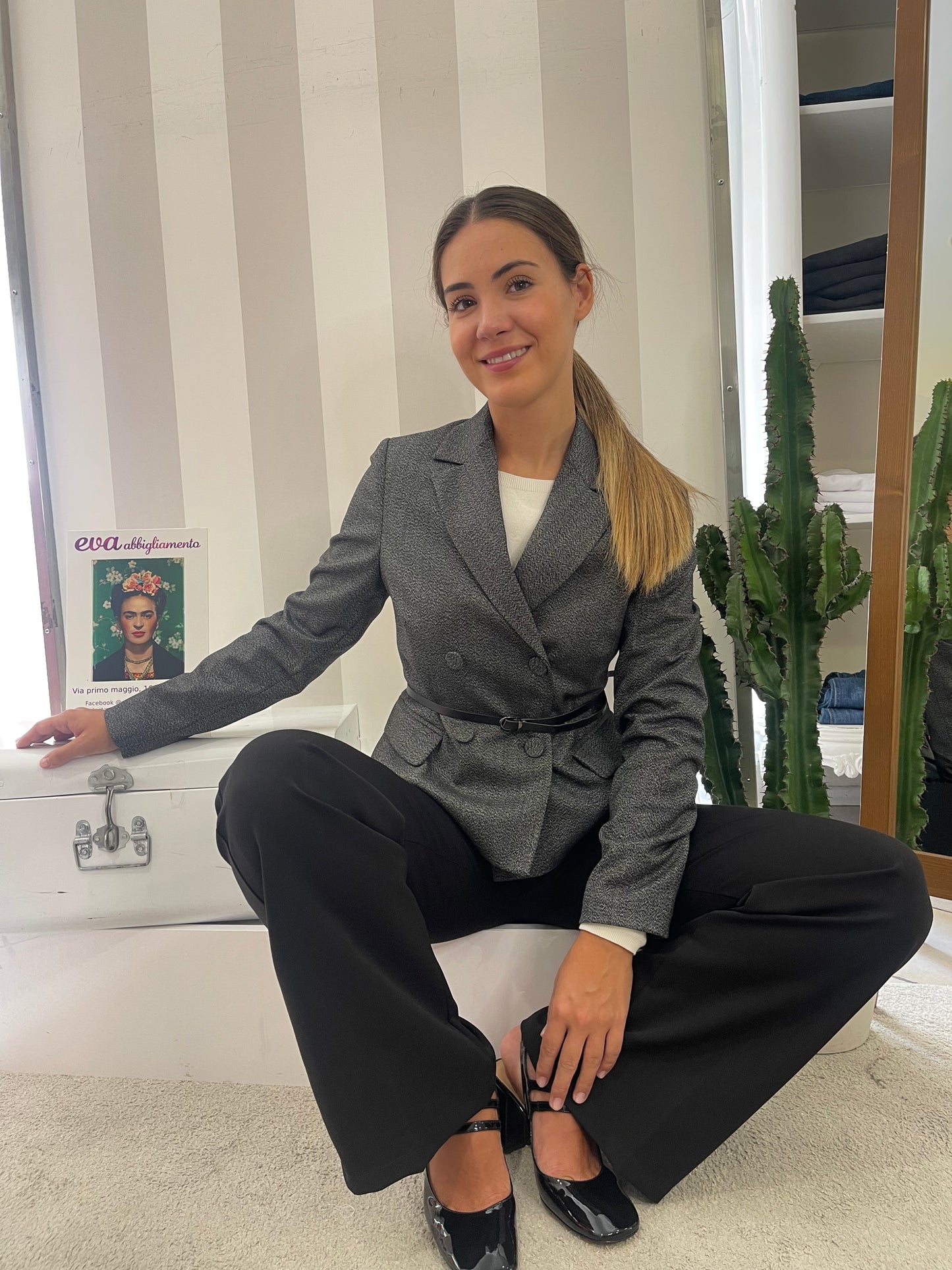 Giacca Corta con Cintina - Kontatto