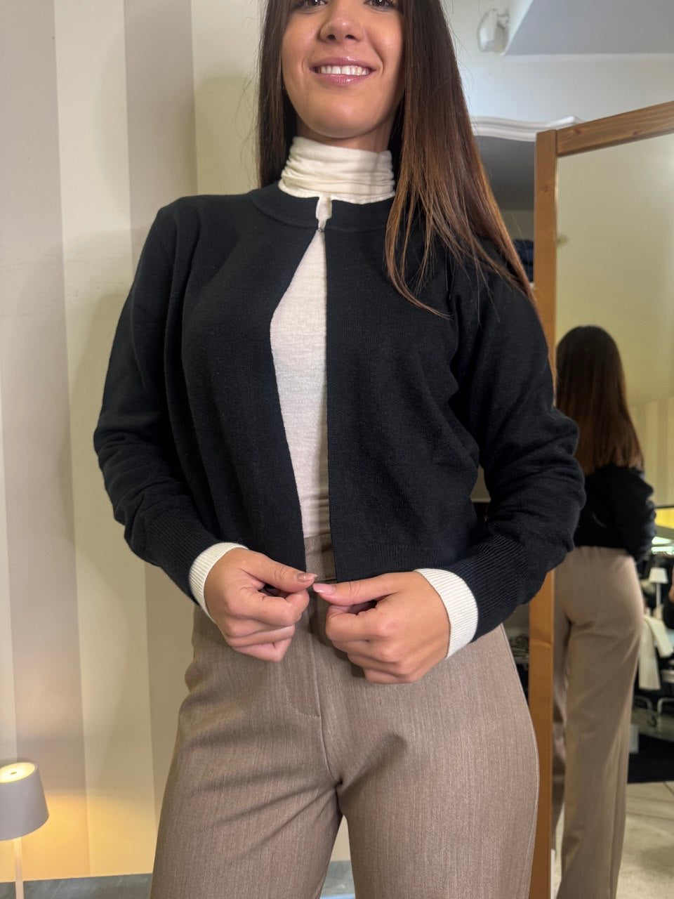 Cardigan corto girocollo Giorgia & Johns