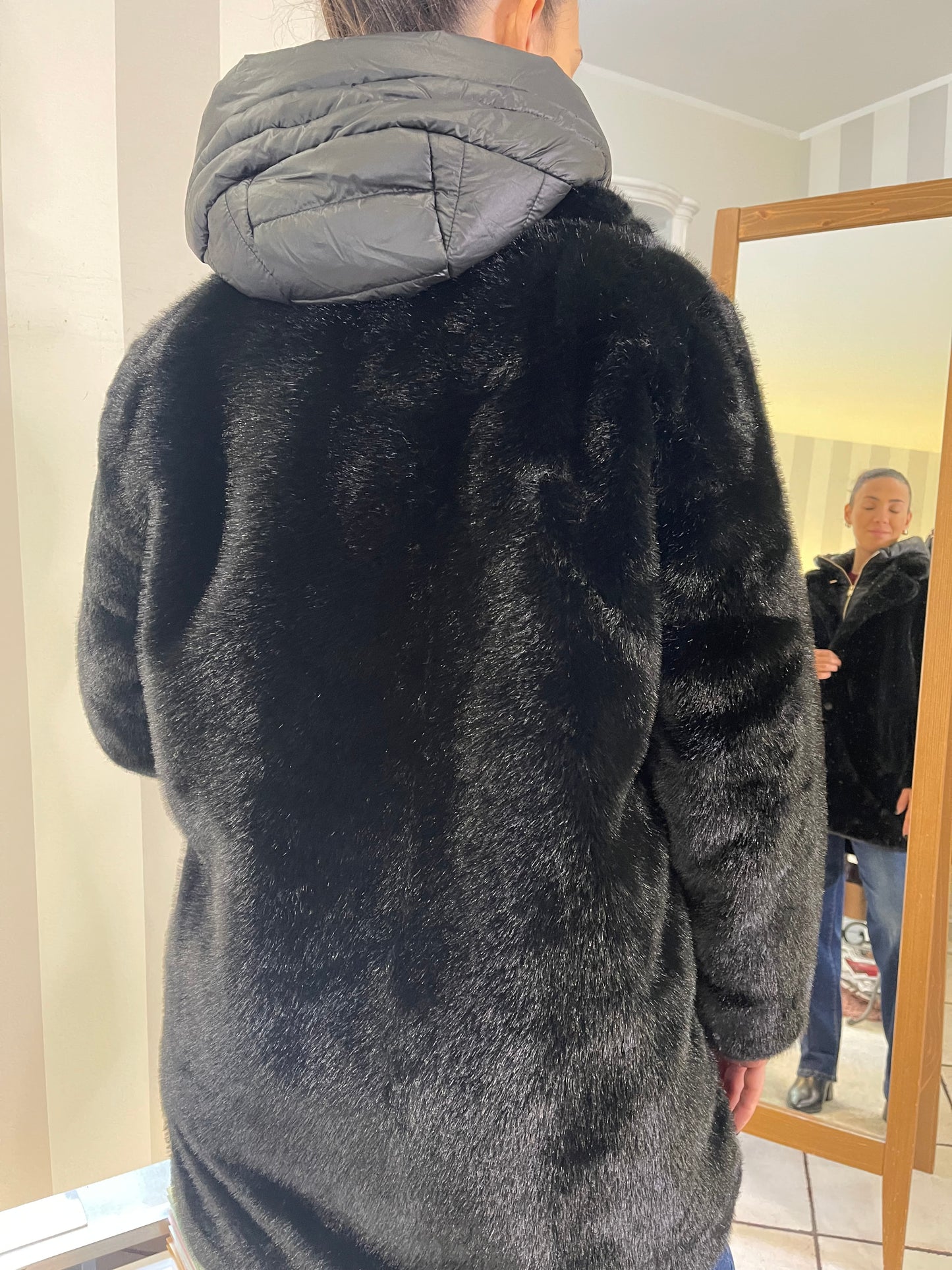 Cappotto in ecopelliccia Artigli