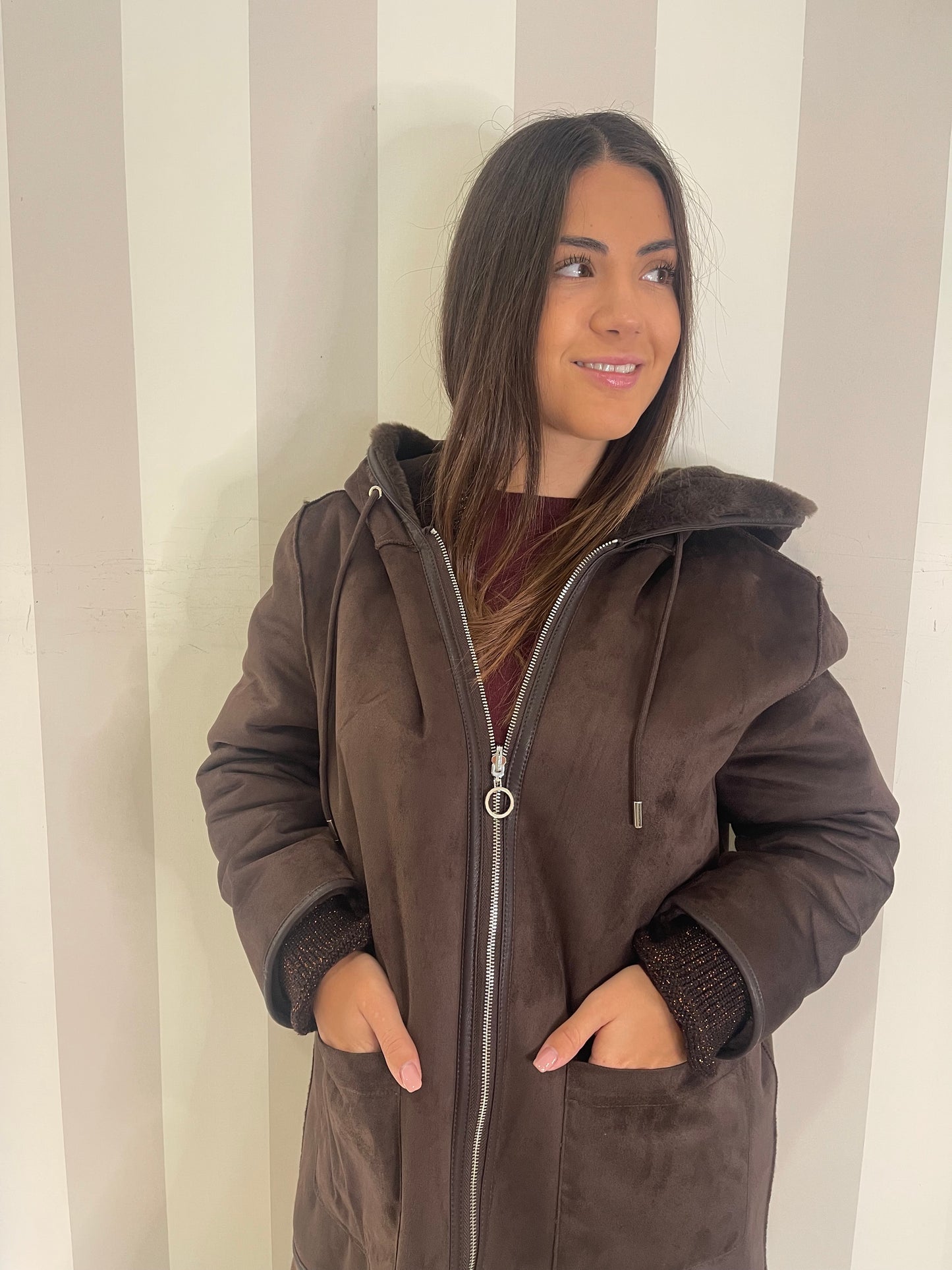 Giacca Eco montone reversibile Eco pelliccia con cappuccio Azulè