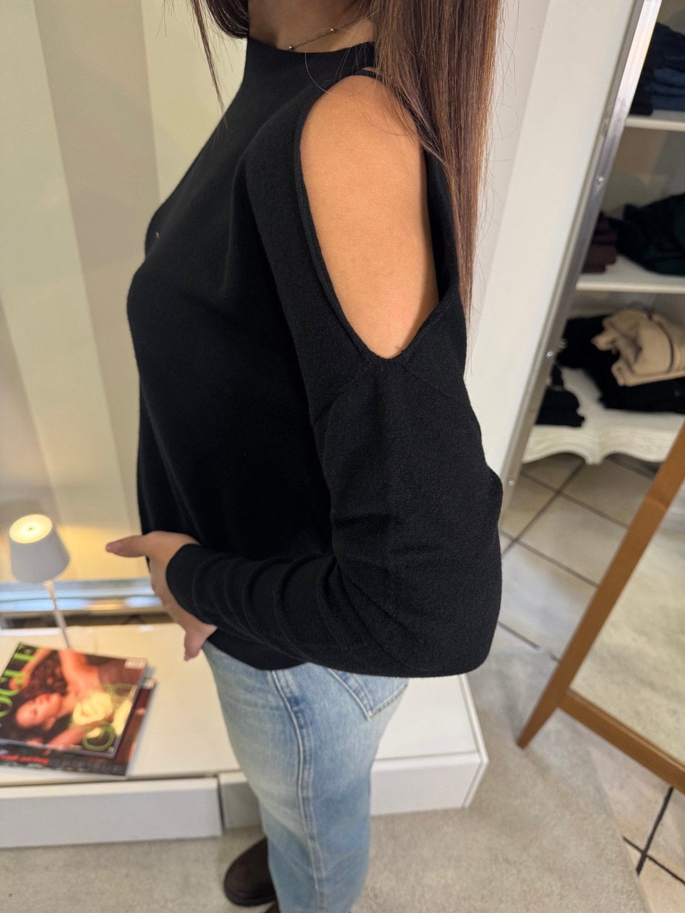 Maglia Vicolo con cut out sulle spalle