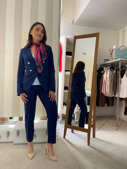 Tailleur blu indovina