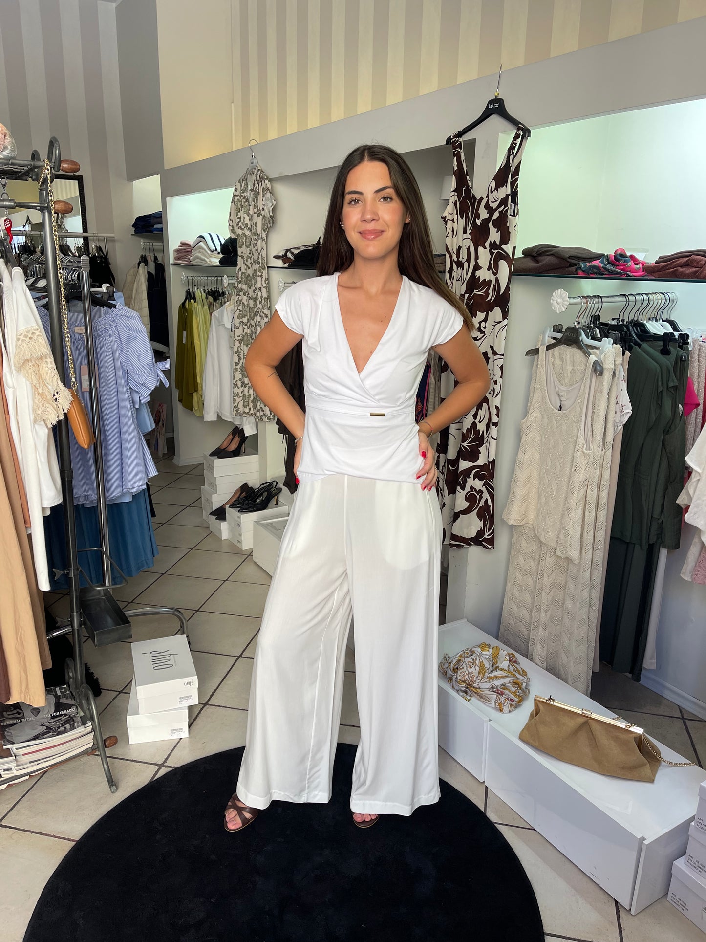 Top scollo a V incrocio Giorgia & Johns